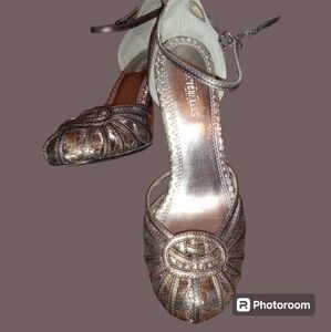 Seychelles size 7 pewter lace ankle strap shoes.